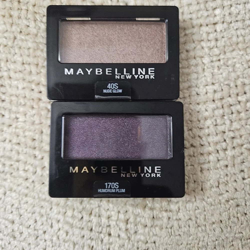 MAYBELLINE  eye shadow bundle. (2) ***NEW